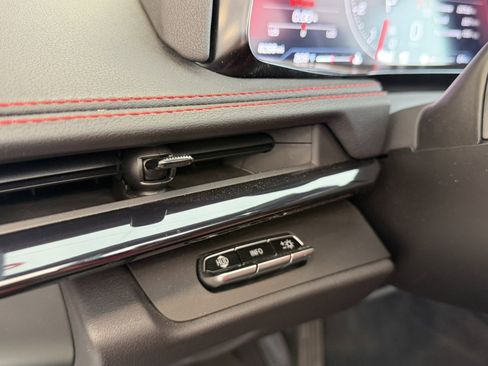 Used 2023 Chevrolet Corvette Stingray Preferred Conv w/ Z51 Performance Package image 27