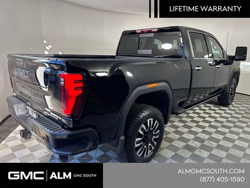 New 2026 GMC Sierra 2500 Denali Ultimate image 6