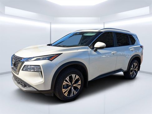 Used 2022 Nissan Rogue SV w/ SV Premium Package image 7