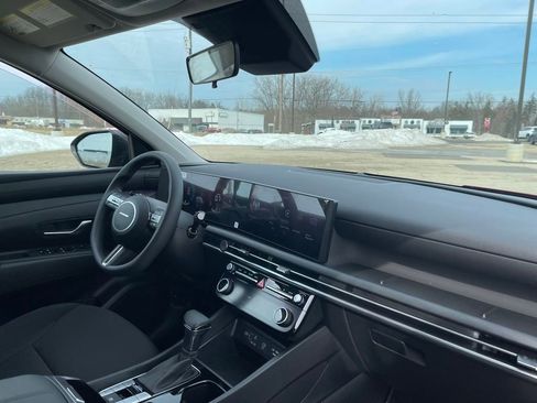 New 2026 Hyundai Tucson SEL image 14