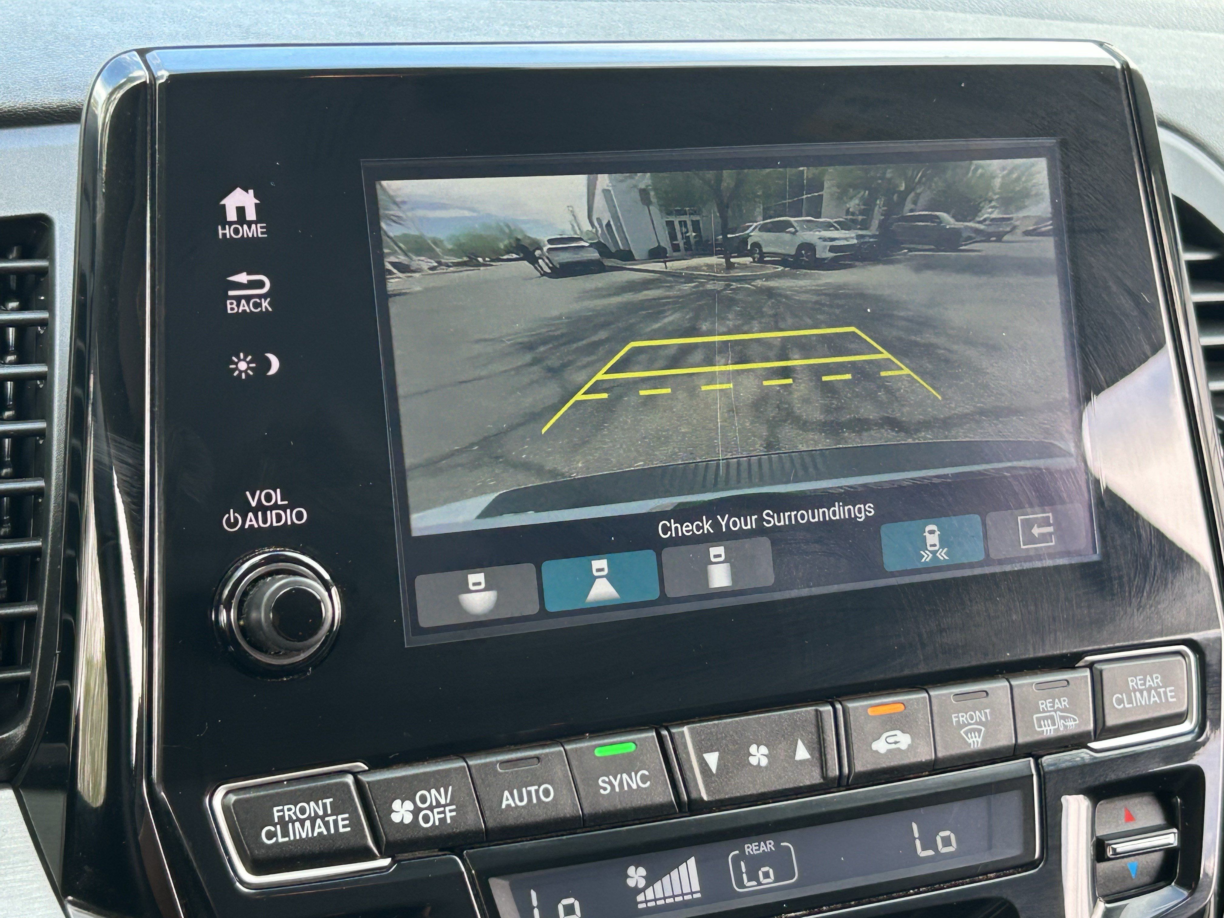 Used 2023 Honda Odyssey Touring image 23