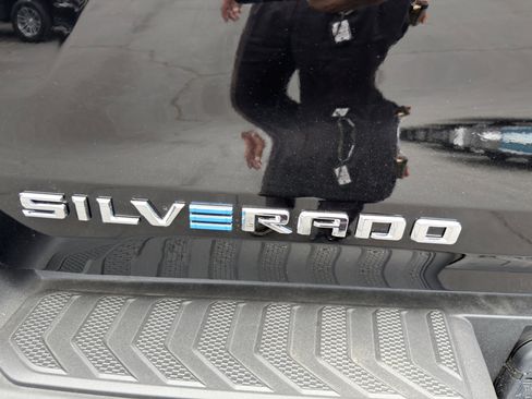 New 2026 Chevrolet Silverado EV LT AWD/4WD image 45