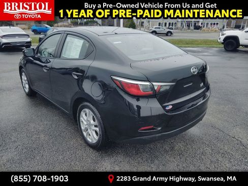 Used 2016 Scion iA image 5