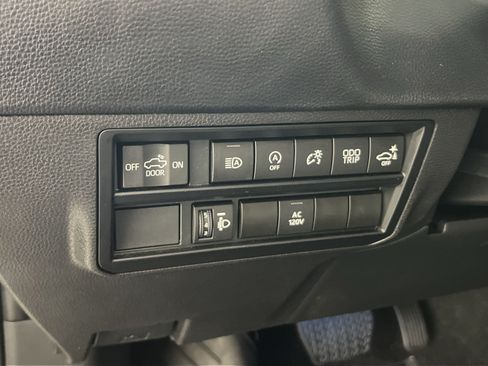 Used 2024 Toyota Tundra SR5 w/ SR5 Premium Package AWD/4WD image 31