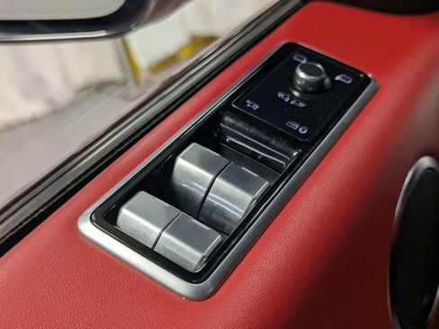 Used 2021 Land Rover Range Rover Sport HST image 16