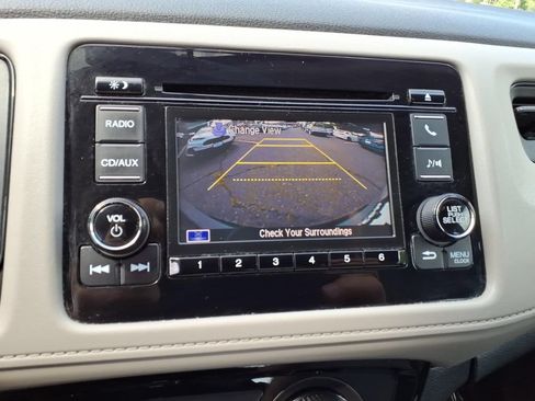 Certified 2017 Honda HR-V LX image 20