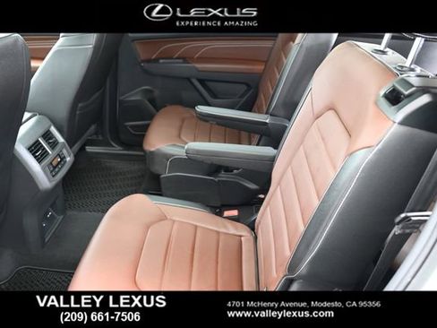 Used 2021 Volkswagen Atlas SEL Premium image 10