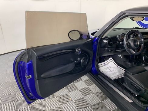 Used 2019 MINI Cooper S w/ Premium Package FWD image 14