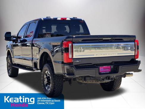 Used 2024 Ford F350 Platinum w/ Tremor Off-Road Package AWD/4WD image 8