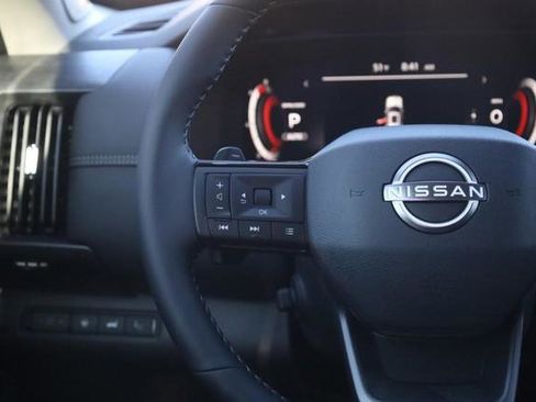 New 2026 Nissan Pathfinder Platinum AWD/4WD image 10