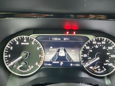 New 2025 Nissan Pathfinder SV image 14