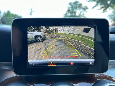 Used 2017 Mercedes-Benz C 300 4MATIC Sedan w/ Premium 1 Package image 19