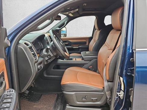 Used 2024 RAM 2500 Limited AWD/4WD image 17