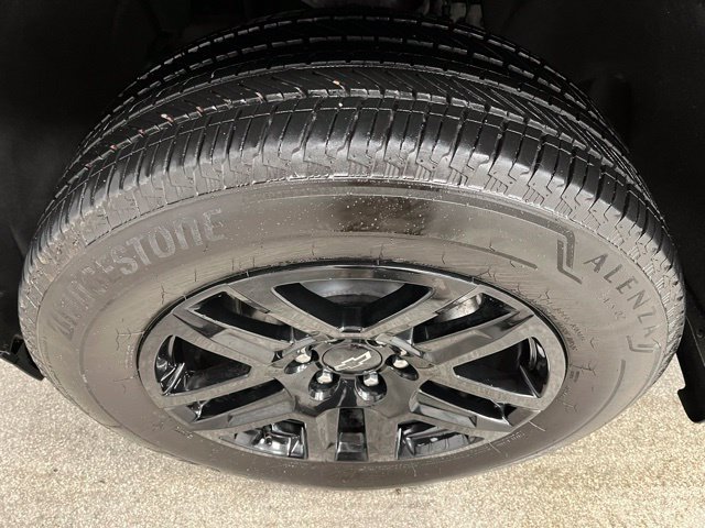 Used 2024 Chevrolet Silverado 1500 RST AWD/4WD image 15