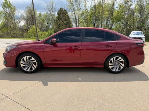 Used 2023 Subaru Legacy Limited AWD/4WD image 2