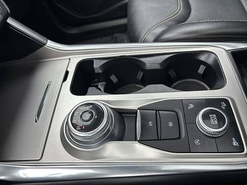 Certified 2020 Ford Explorer ST w/ Premium Technology Package AWD/4WD image 25