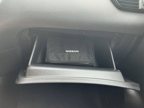 Used 2020 Nissan Rogue Sport S AWD/4WD image 35