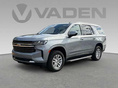 Used 2024 Chevrolet Tahoe LT image 2