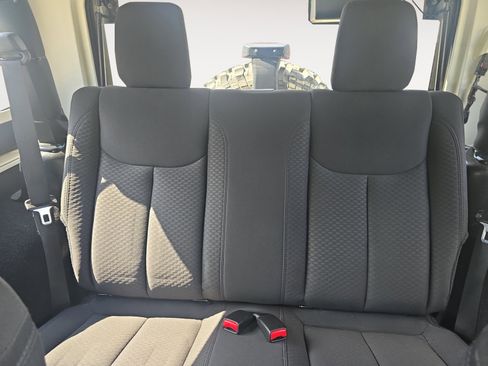 Used 2014 Jeep Wrangler Sport AWD/4WD image 18