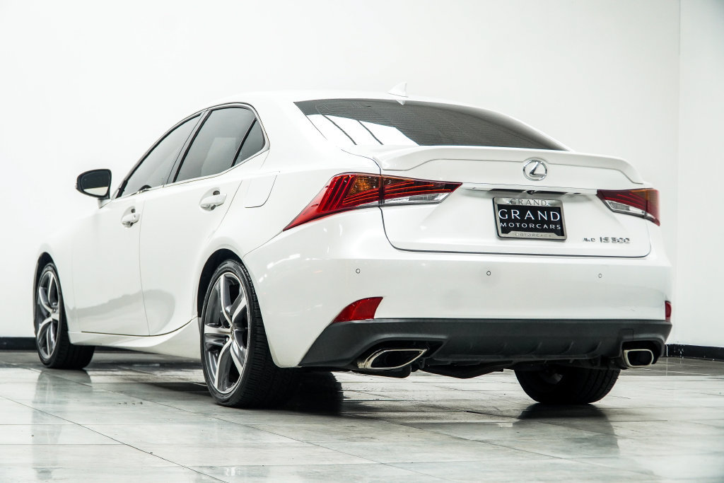 Used 2020 Lexus IS 300 AWD w/ Premium Package image 13