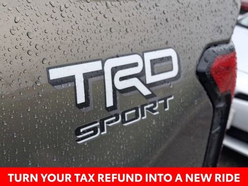 Used 2025 Toyota Tacoma TRD Sport w/ TRD Sport Premium Package image 24