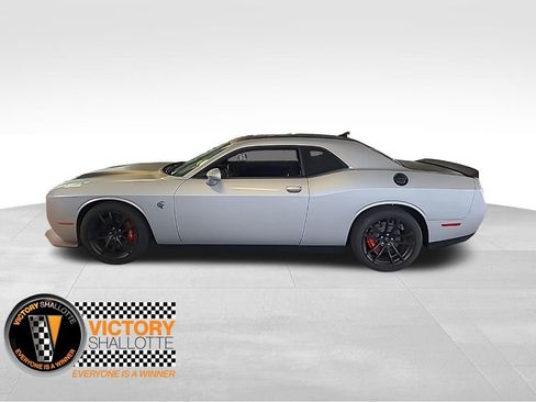 Used 2023 Dodge Challenger SRT Hellcat image 8