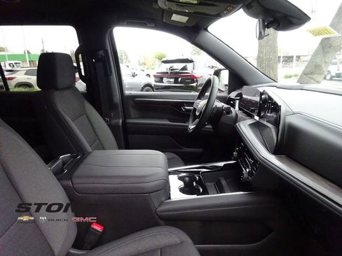 New 2026 Chevrolet Tahoe LS image 16