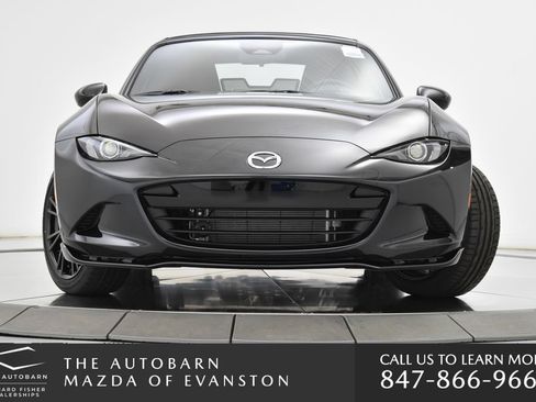 New 2026 MAZDA MX-5 Miata Club w/ Weather Package RWD image 5