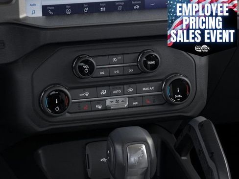 New 2025 Ford Bronco Badlands AWD/4WD image 17