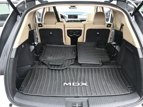 Used 2022 Acura MDX SH-AWD w/ Technology Package image 17
