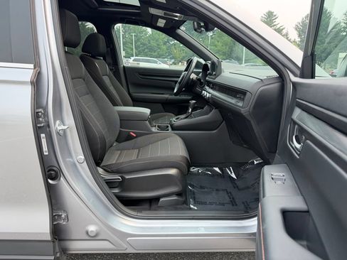Used 2024 Honda CR-V Sport image 14