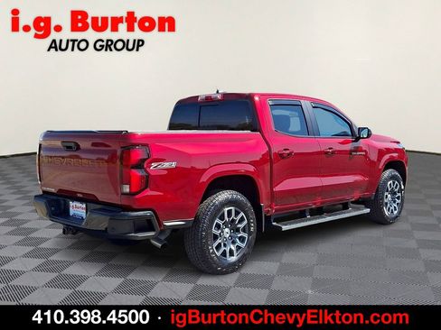 Used 2025 Chevrolet Colorado Z71 AWD/4WD image 6