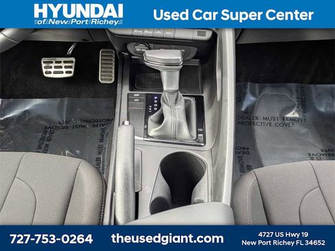 Used 2025 Hyundai Elantra Sport image 18