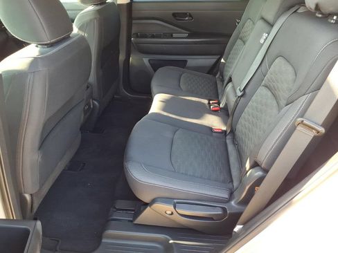Used 2024 Nissan Pathfinder SV FWD image 13