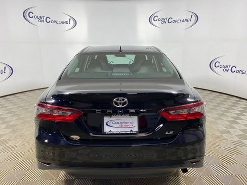 Used 2024 Toyota Camry LE image 5