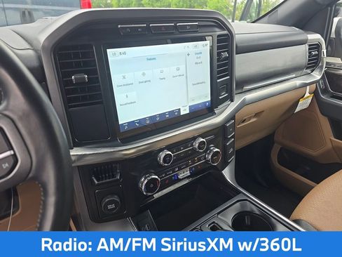Used 2022 Ford F150 Lariat RWD image 5