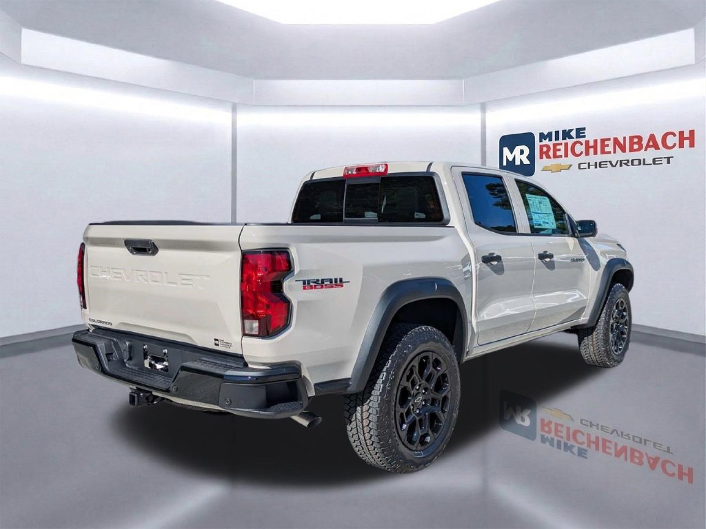 New 2026 Chevrolet Colorado Trail Boss AWD/4WD image 6