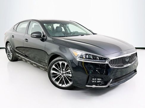 Used 2018 Kia Cadenza Technology FWD image 1