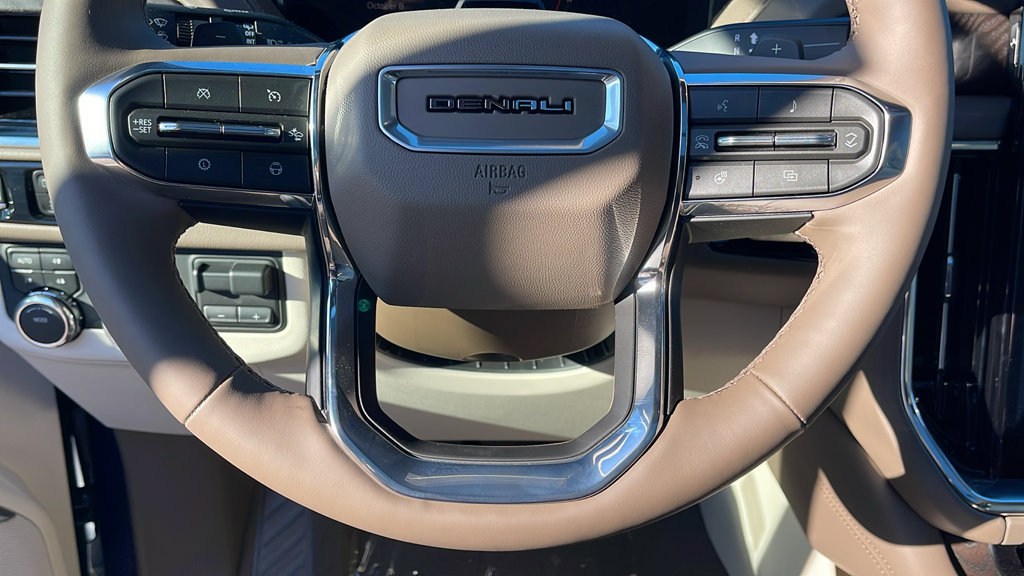 New 2026 GMC Yukon Denali w/ Denali Reserve Package AWD/4WD image 23