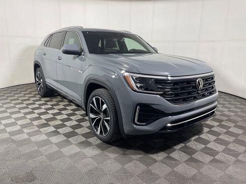 New 2026 Volkswagen Atlas Cross Sport SEL Premium R-Line image 2