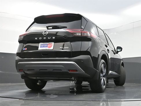 Used 2022 Nissan Rogue SL image 30