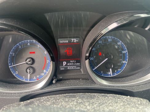 Used 2014 Toyota Corolla S FWD image 9