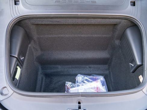 Used 2025 Porsche 718 Cayman image 28