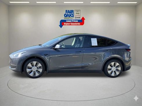 Used 2023 Tesla Model Y Long Range AWD/4WD image 11