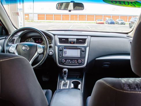 Used 2016 Nissan Altima 2.5 image 33