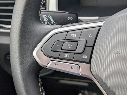 Used 2023 Volkswagen Atlas SE w/ Panoramic Sunroof Package AWD/4WD image 24