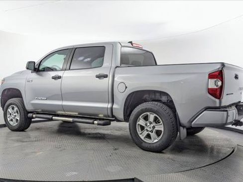 Used 2021 Toyota Tundra SR5 RWD image 6