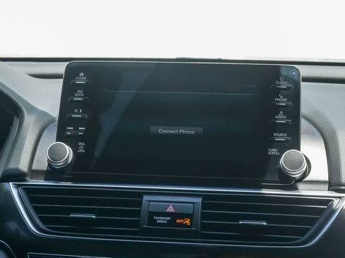 Used 2019 Honda Accord Sport image 13