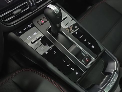 Certified 2023 Porsche Macan GTS AWD/4WD image 20