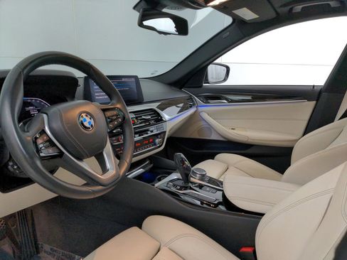 Used 2020 BMW 530e xDrive w/ Convenience Package image 13